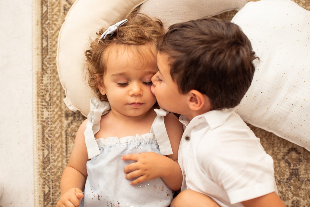 sesión-irenemiravete-hermanos-estudio